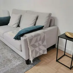 https://quimper-hyper-centre-t2-balcon-lumineux-calme.inbrittany.com