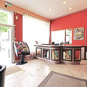 Paris-nice Hotel